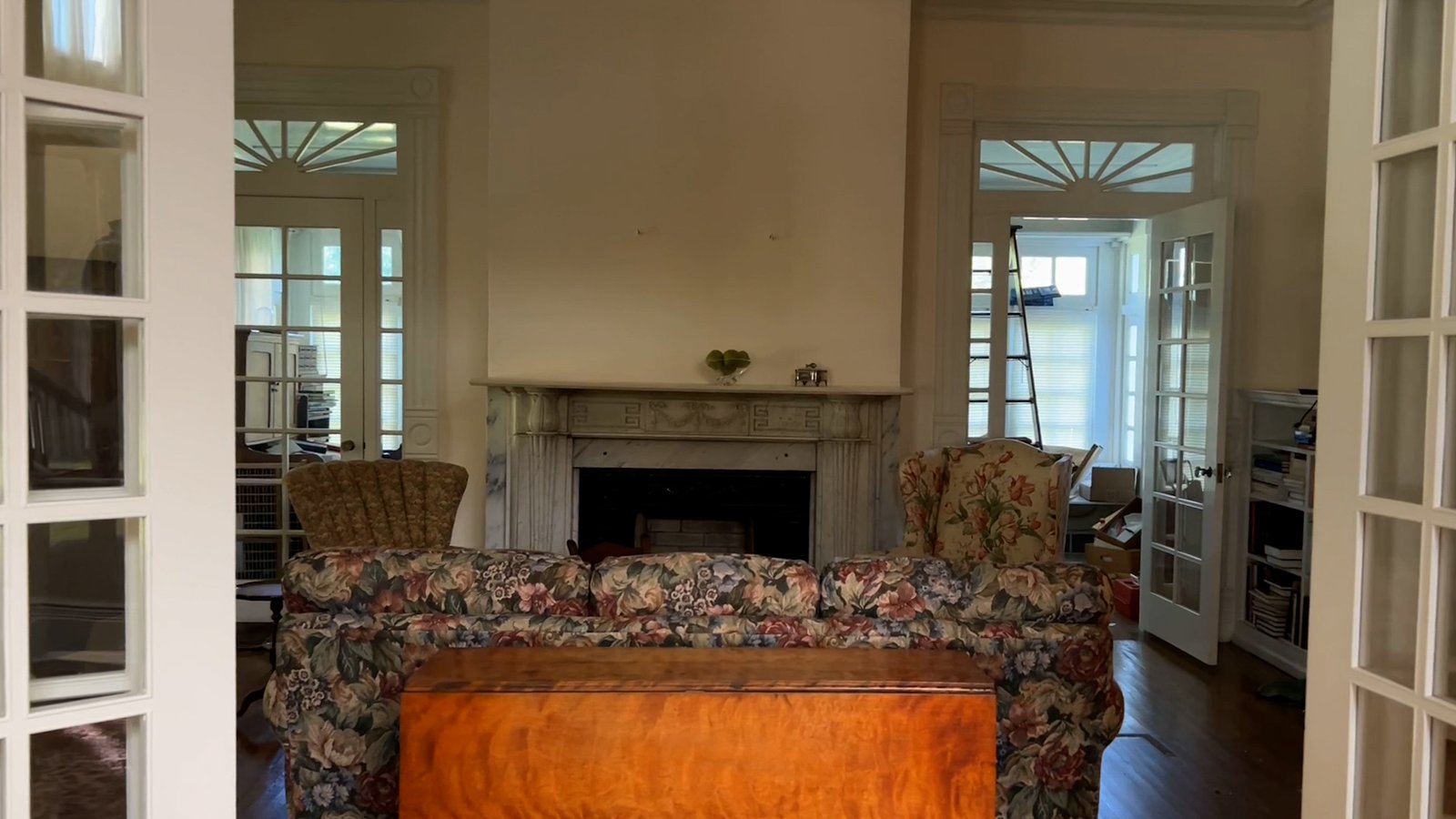debbie-lund-estate-sales-7